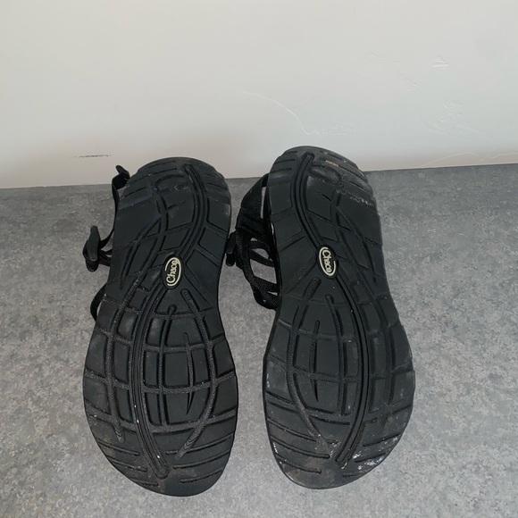 Women’s chacos size 10 - Picture 2 of 2